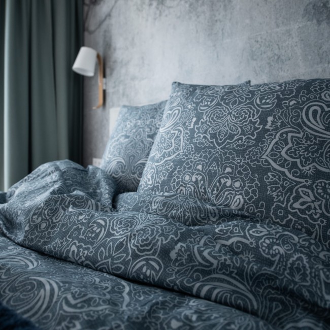 Posciel bawelniana 140x200 kwiaty jasnonienieska cotton market