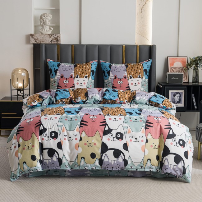 Komplet Poscieli Dwuosobowej urocza-posciel-220x200-w-kotki-jasne-tlo-cotton-market