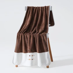 Zestaw ręczników kąpielowych z haftem serce 50x100 + 70x140 Brązowy