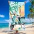 Ręcznik plażowy z mikrofibry 100x180 cm przedstawiający miętowy skuter retro, palmy, deski surfingowe oraz napis Hello Summer.